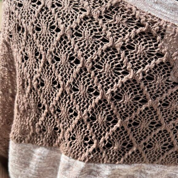 TRU SELF long sleeve T-shirt, back shoulder knit, women's size M - Picture 7 of 10